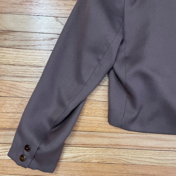 Vintage Cropped Blazer - Picture 11 of 12